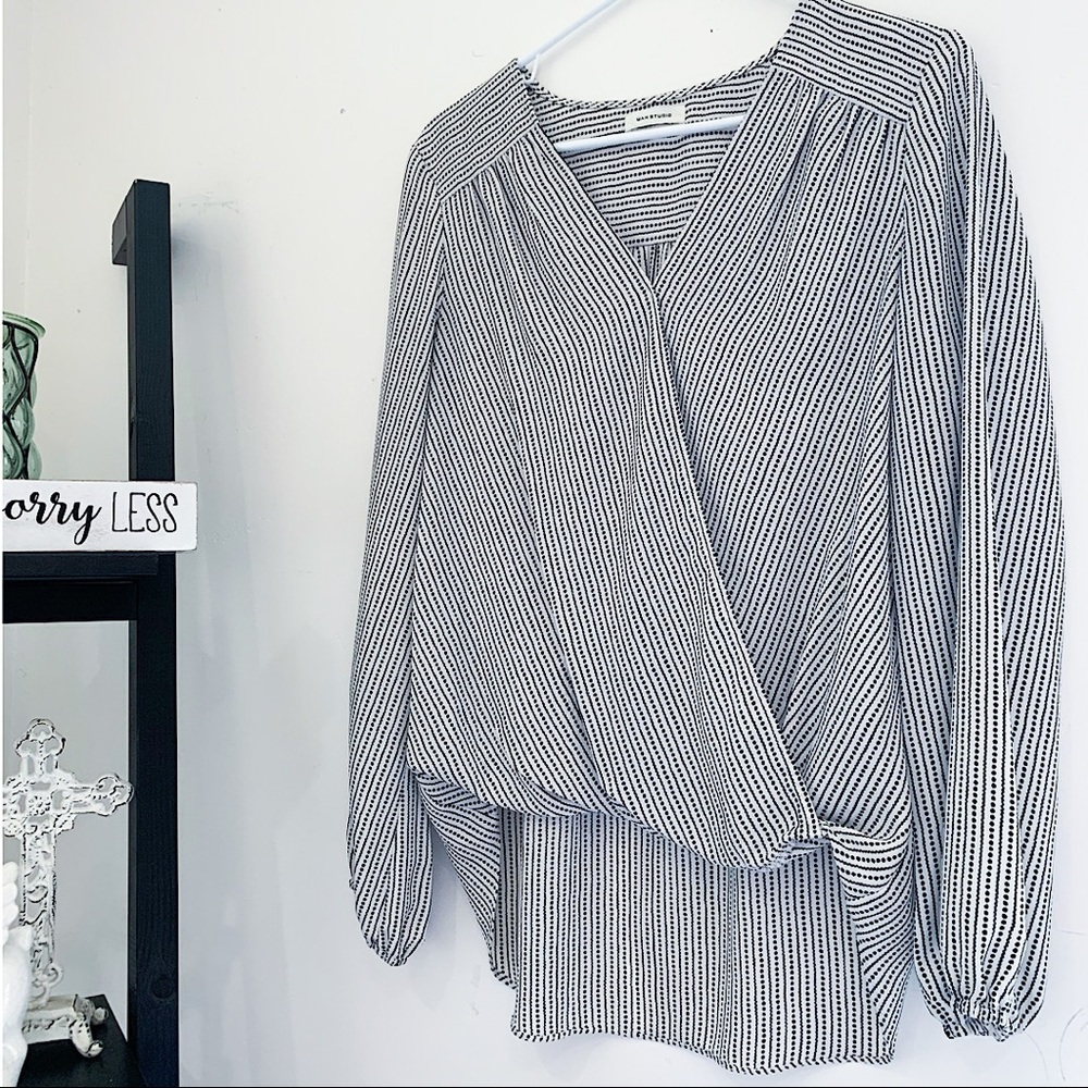 🖤 Max Studio Blouse / Medium